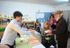 Una de las mesas eletorales