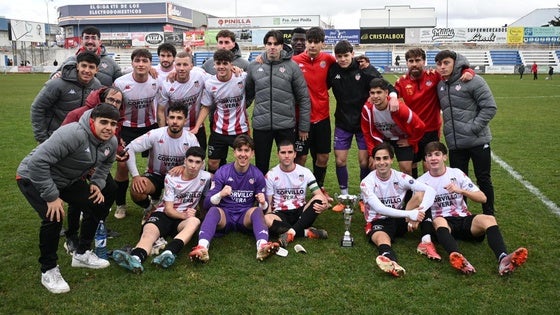 El CD Azuaga se alza con el XLVII Trofeo de Fútbol 'Ciudad de Zafra'