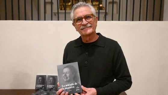 Eduardo Cuñat rescata la memoria de Carmen Solero en 'La mirada de la maestra'