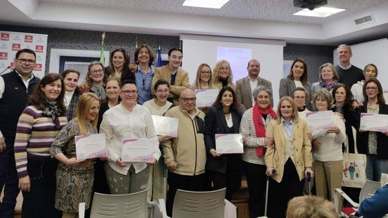 Cocemfe conmemoró el 8M reconociendo a varias mujeres que son ejemplo de superación