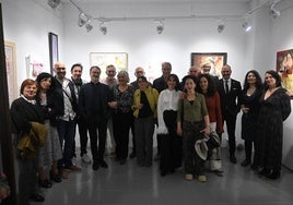 Los artistas que conforman con sus trabajos la muestra durante la inauguración