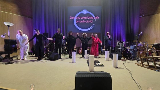 'Sonroridad: Mujer Árbol Cíclico' emociona con un canto escénico a la igualdad