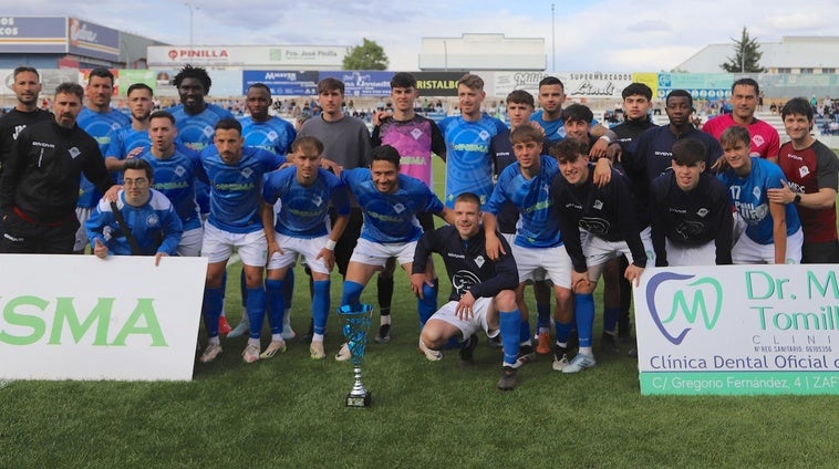 El CD Zafra se jugará el ascenso a Tercera RFEF ante el Quintana en una eliminatoria muy igualada
