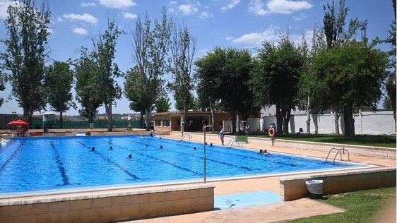 Ya están disponibles los bonos de la piscina municipal para la Piscina Municipal de Verano