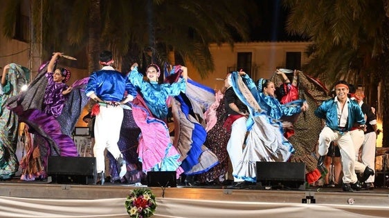 Participación de uno de los grupos internacionales