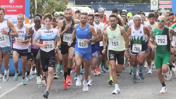 Salida de los corredores del cross