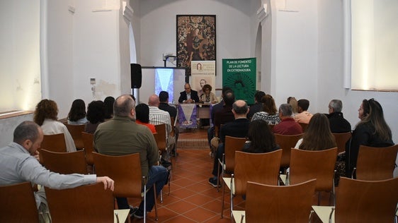 Acto conmemorativo celebrado en la biblioteca de Zafra