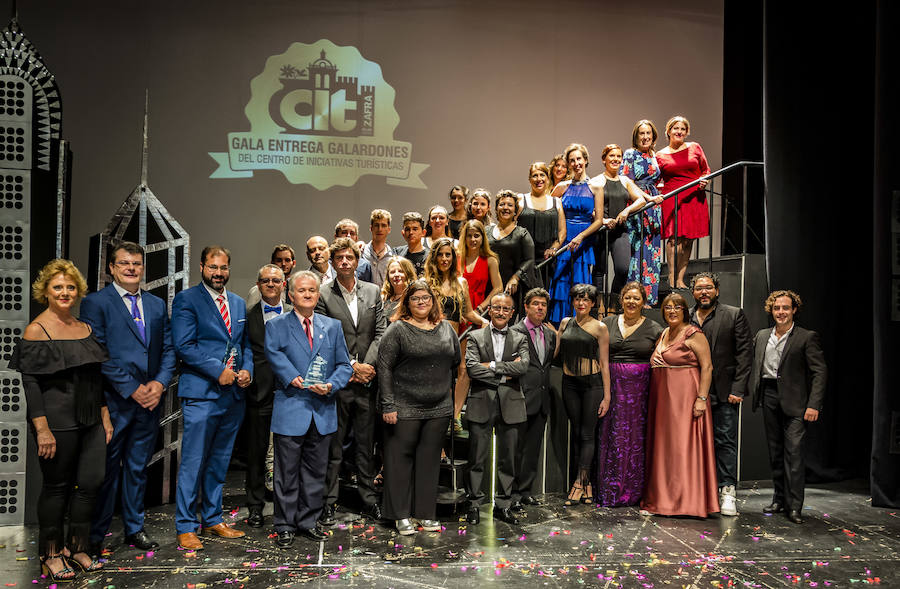 Premiados, artistas y miembros del CIT 