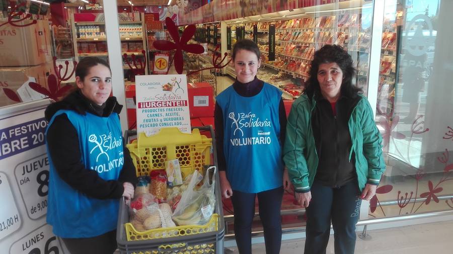 Voluntarios de asociaciones como Amigos del Pueblo Saharaui han colaborado