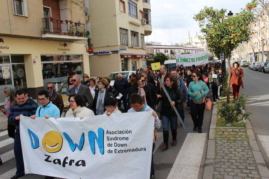 La Marcha por la Diversidad congrega a unas 400 personas