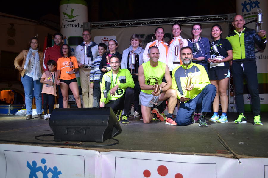 Cerca de 300 corredores participan en la Eco Night Run