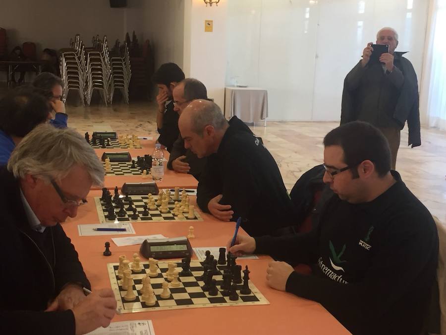 El Club Magic Extremadura lidera el Campeonato de Extremadura