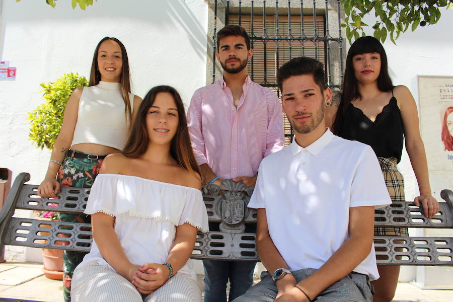 Izq a derecha arriba:Cristina Gordillo, Sergio Gómez y Patricia Rodríguez. Abajo Sandra y Alejandro  
