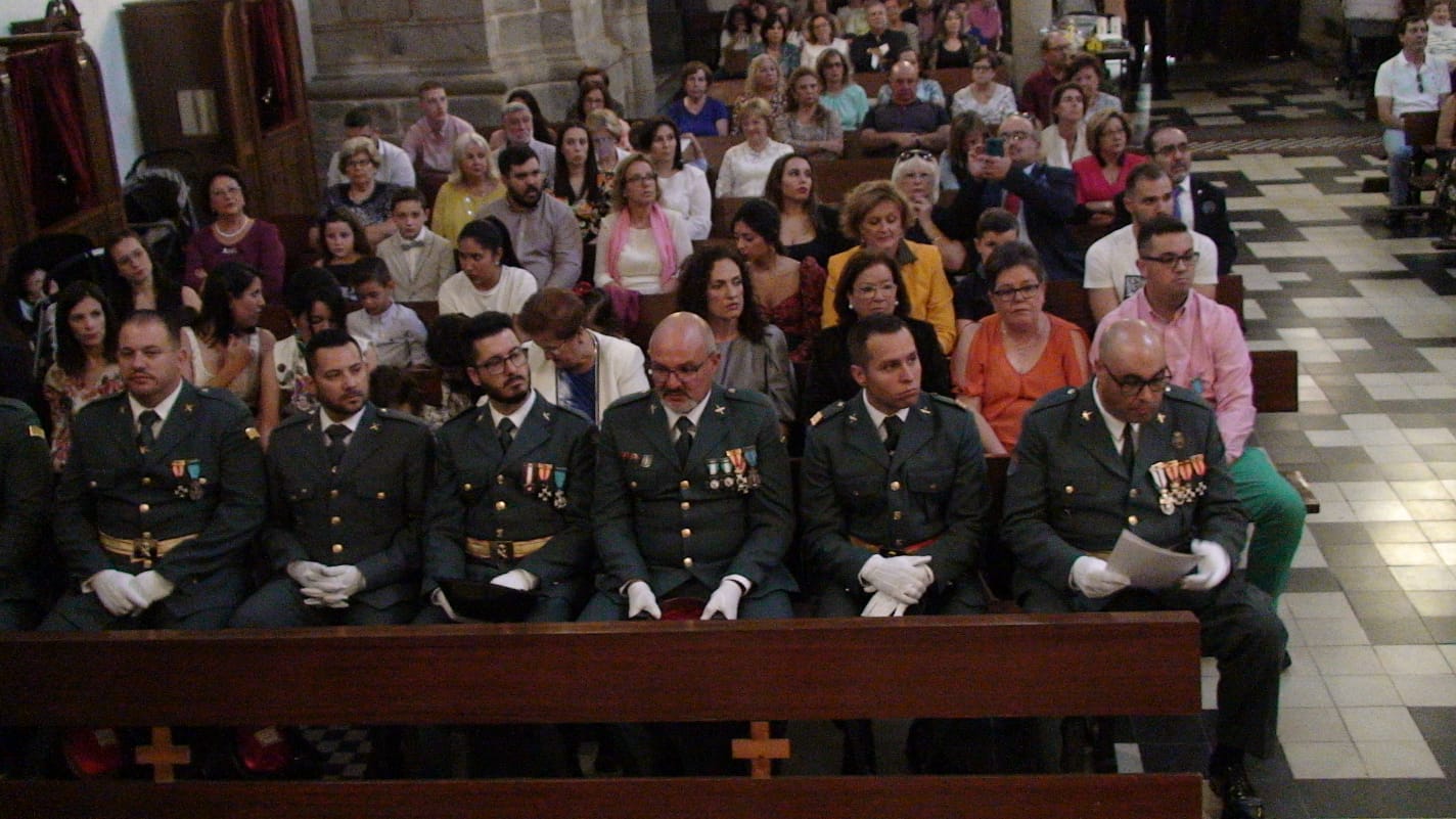 Los agentes de la Guardia Cvil durante la misa 