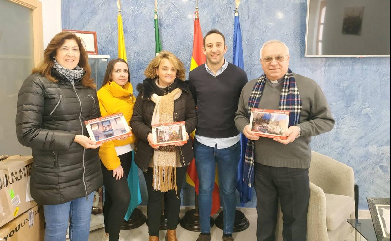 El Ayuntamiento de Zalamea entrega los premios de los concursos de Navidad