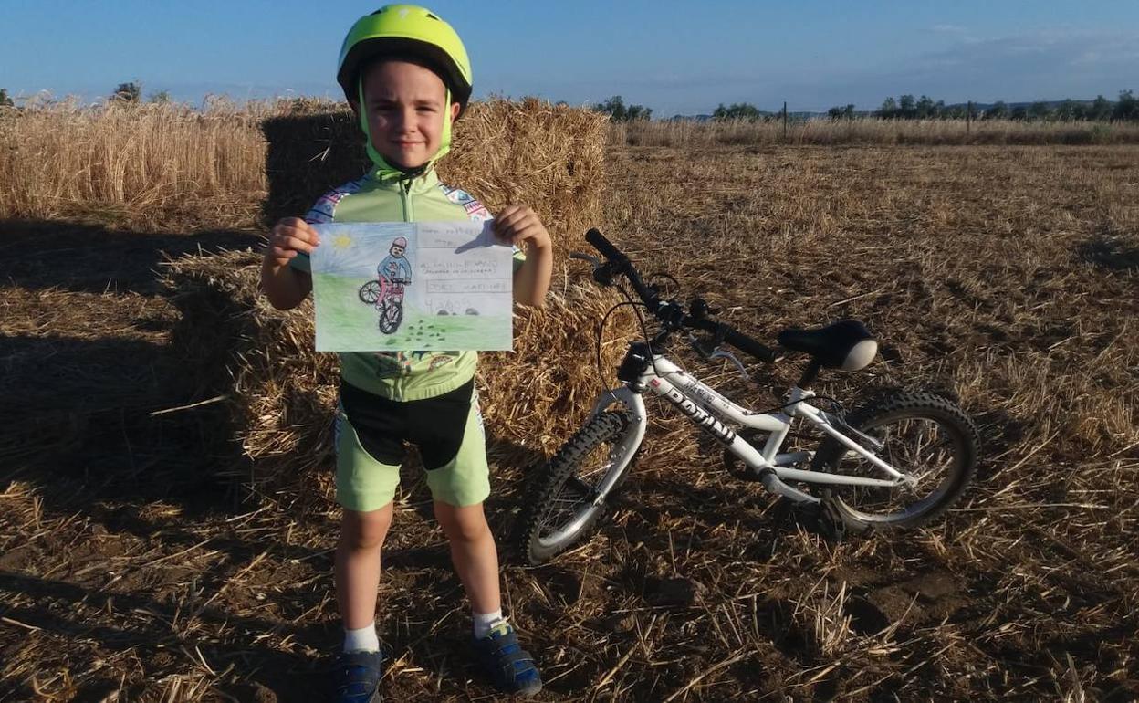 El pequeño ilipense Jorge Martínez gana el primer premio del concurso de dibujo 'Eres mi Espejo'