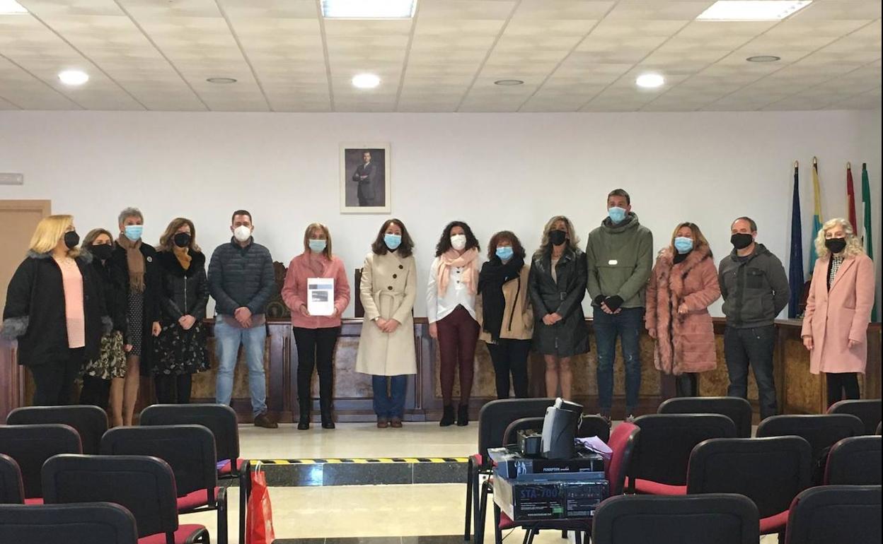 Entrega de diplomas a los alumnos del colaborativo rural 'Zalamea Sport' 
