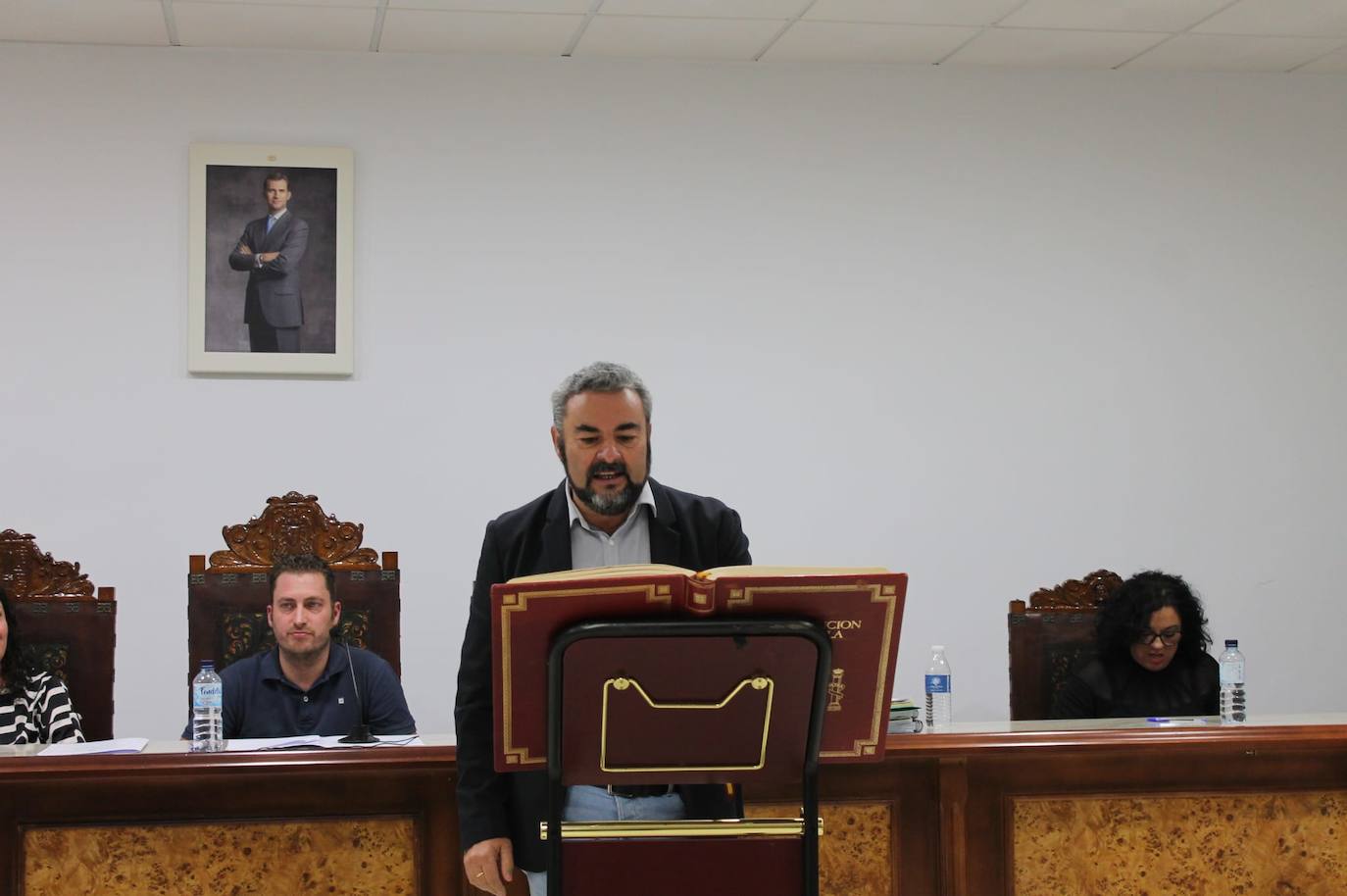 José Antonio Murillo jura su cargo ante la Constitución 