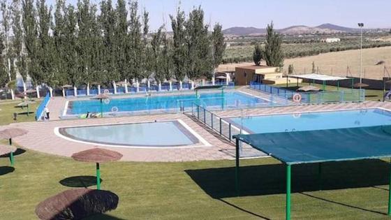 Zalamea cierra su piscina pequeña de lunes a jueves