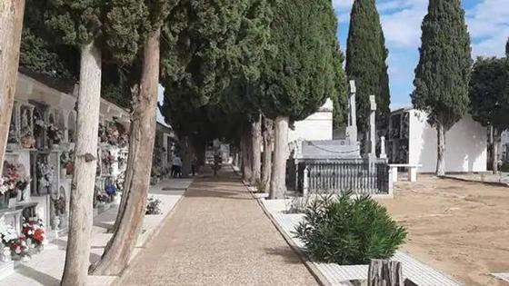 Horario del cementerio durante la Feria y Fiestas de la Cruz