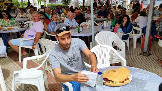 La hamburguesa gigante de Lolo sigue imbatida