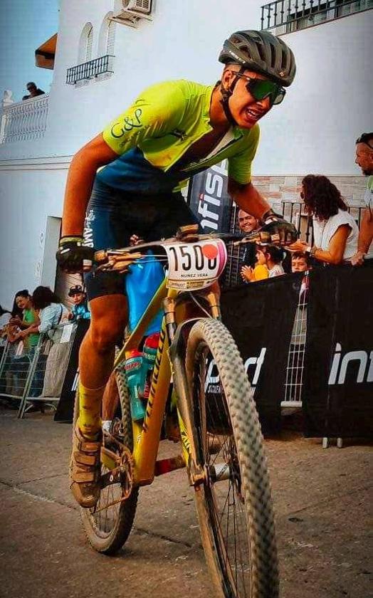 Ramón Núñez obtiene un estupendo tercer puesto en la Media Maratón de la XXII Ruta Ciclista de BTT Villa de Paterna
