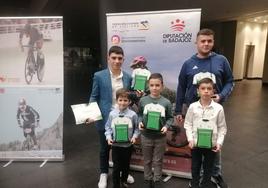 Los 5 ilipenses premiados en la Gala del Ciclismo.