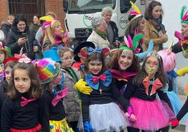 Los pequeños ilipenses inauguraron el Carnaval