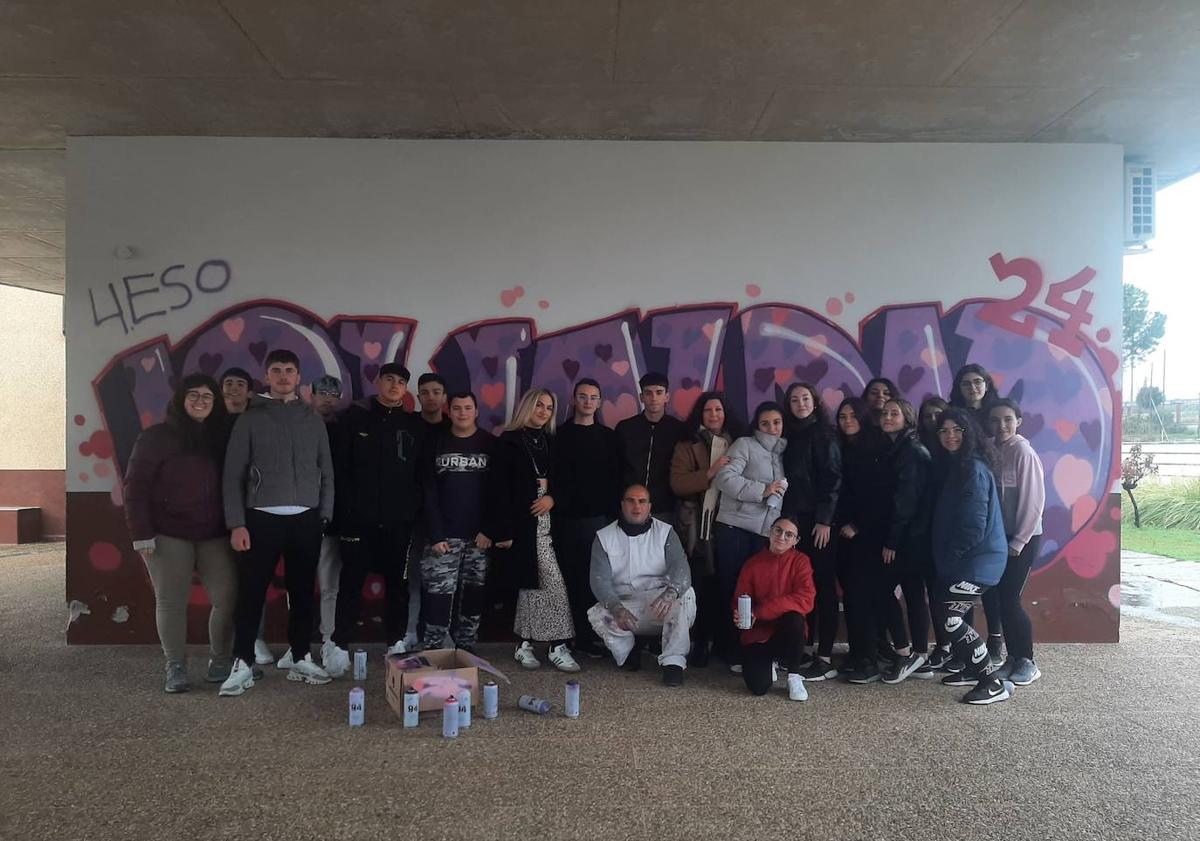 Imagen principal - Elaboaración del graffity en Zalamea