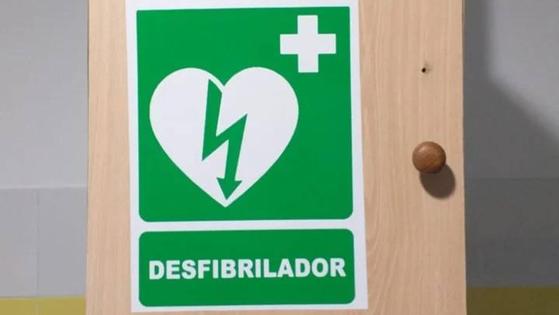 El Ayuntamiento desplaza el desfibrilador hasta el campo de fútbol