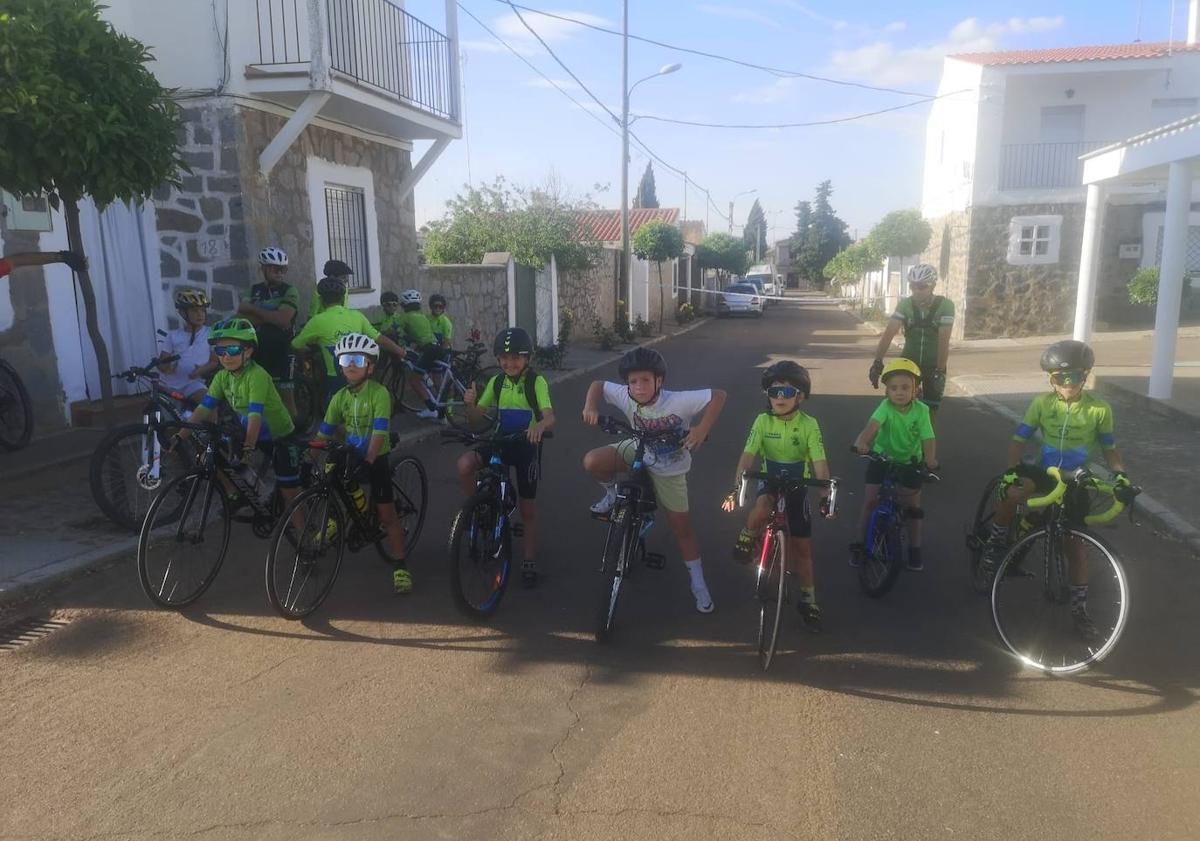 Imagen principal - Escuela Ciclista Cancho Roano