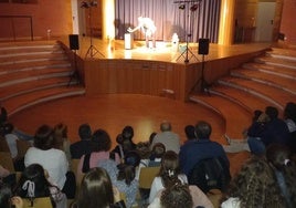 Zalamea disfrutó de una mágica tarde con el mago Fernando Flores