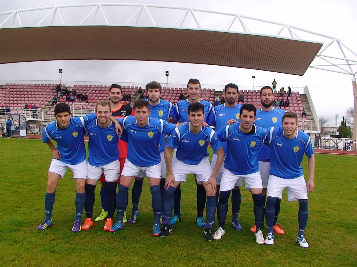 El Ilipense sigue peleando la cuarta plaza tras ganar en Villafranca (2-4)