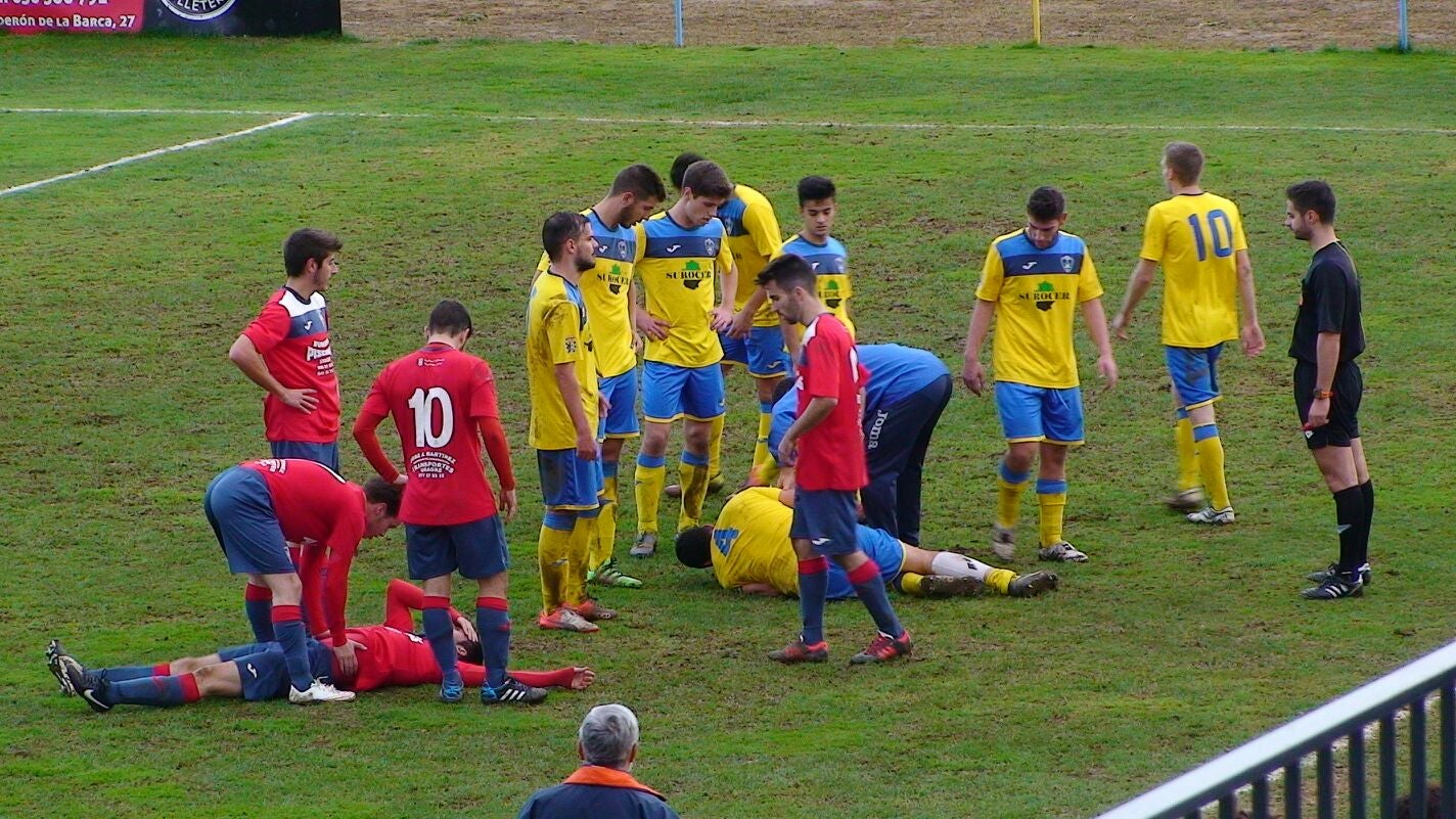 Sin pena ni gloria ante el Usagre (0-0)