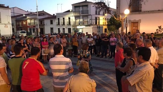 Los participantes en la Plaza Calderón de la Barca 