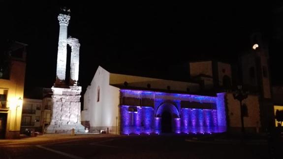 La parroquia y el Dystílo iluminados 