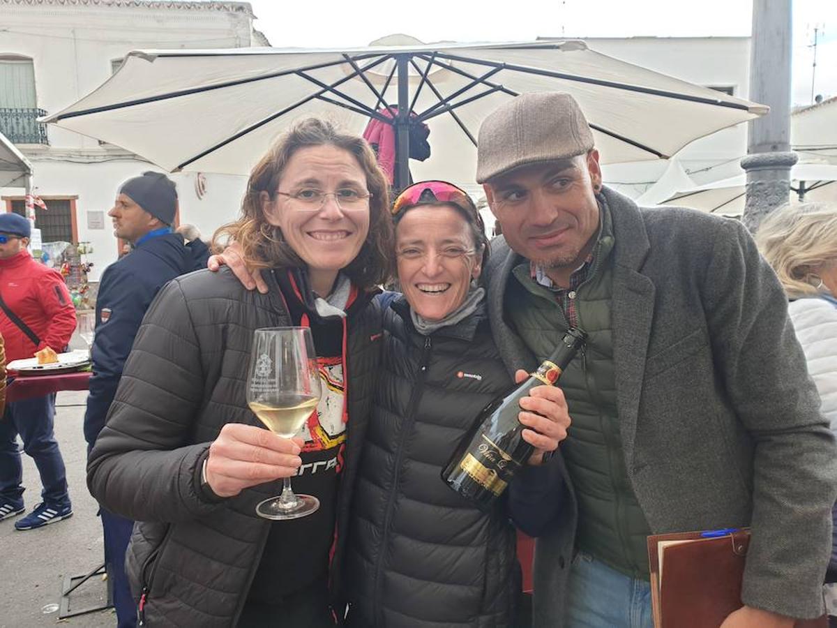 Más de una veintena de expositores se ha concentrado este fin de semana en la Plaza Mayor de Laujar