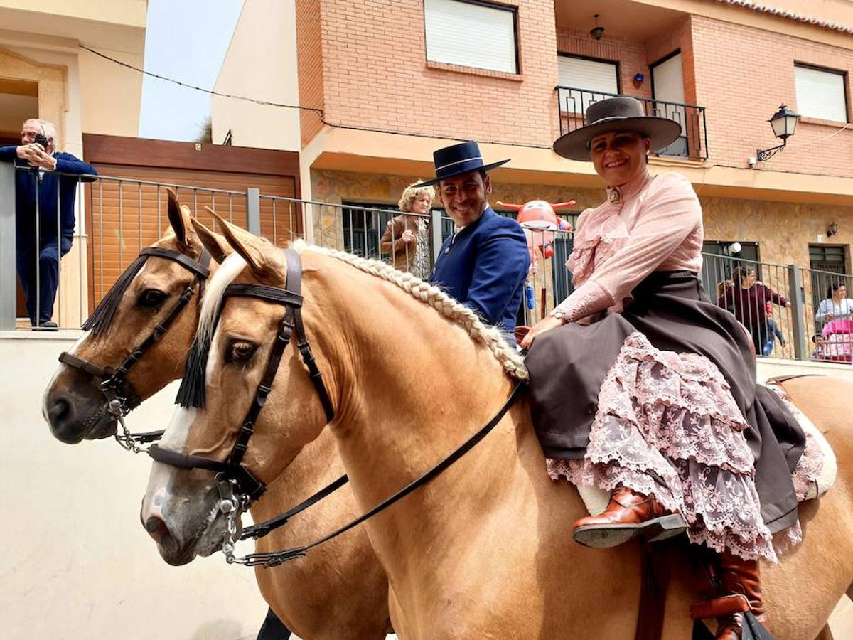 Los abderitanos se echan a la calle para celebrar el día grande del patrón de los agricultores y ganaderos