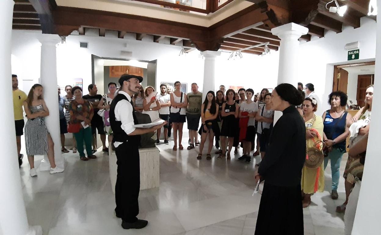 La historia se hace teatro en Adra