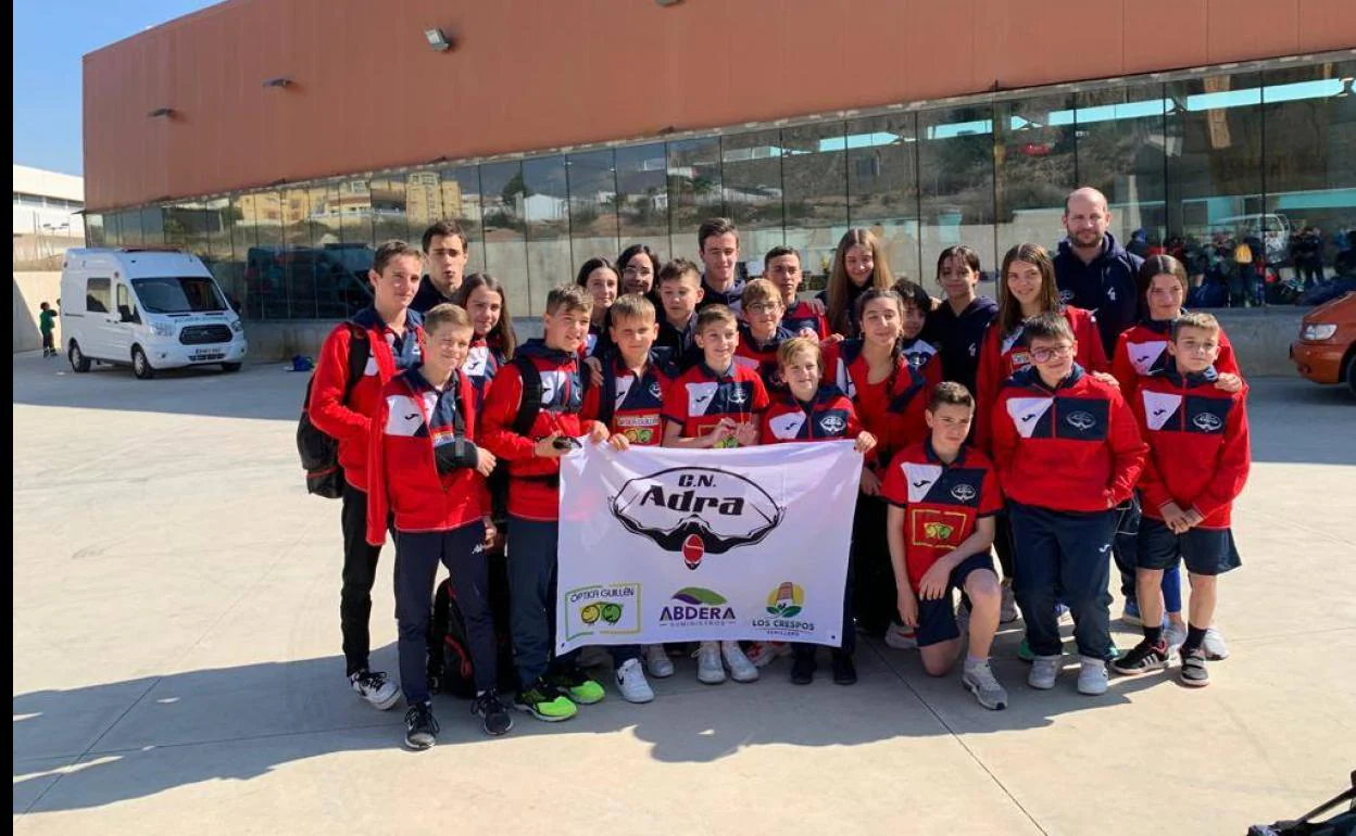 El club de natación Ciudad de Adra se sube al podio en Berja