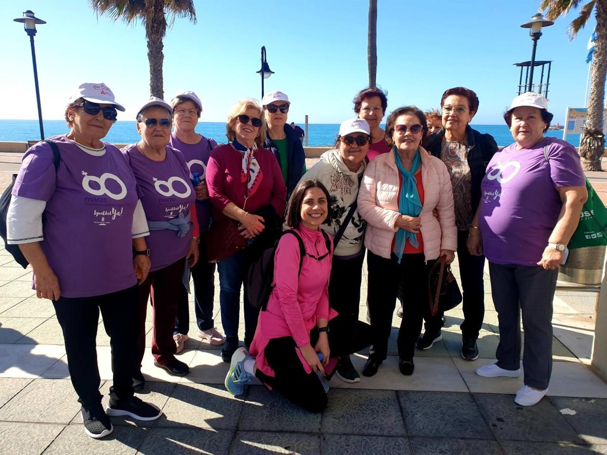 Fotos: Arrancan los actos por el Día de la Mujer en Adra