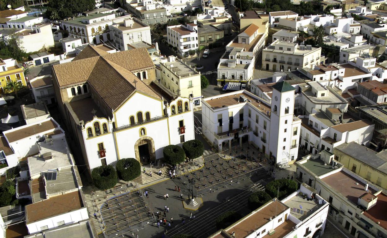 Dalías avala con 42.000 euros al tejido cultural y deportivo