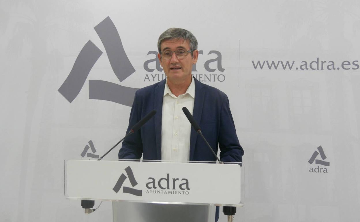 Bajan a 73 los contagios por coronavirus en Adra