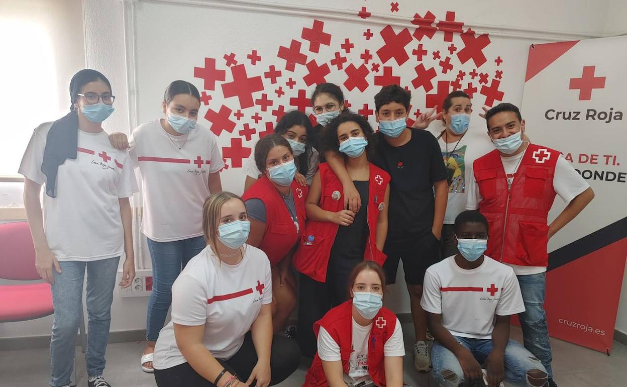 Cruz Roja aplaude la labor de los jóvenes que hicieron posible la Escuela de Verano