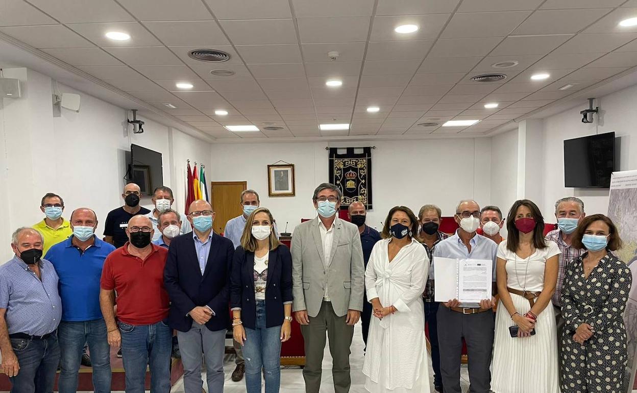 Más de 800 hectáreas de la vega de Adra modernizan su sistema de regadío