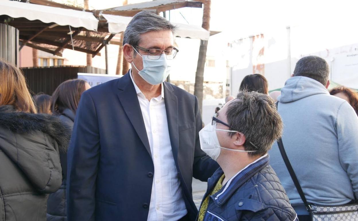 «Adra es atractiva para invertir y está recibiendo multinacionales»