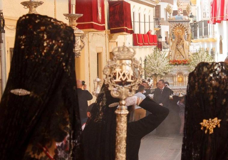 La patrona &#039;invita&#039; a las mujeres de Berja a lucir mantilla en su procesión