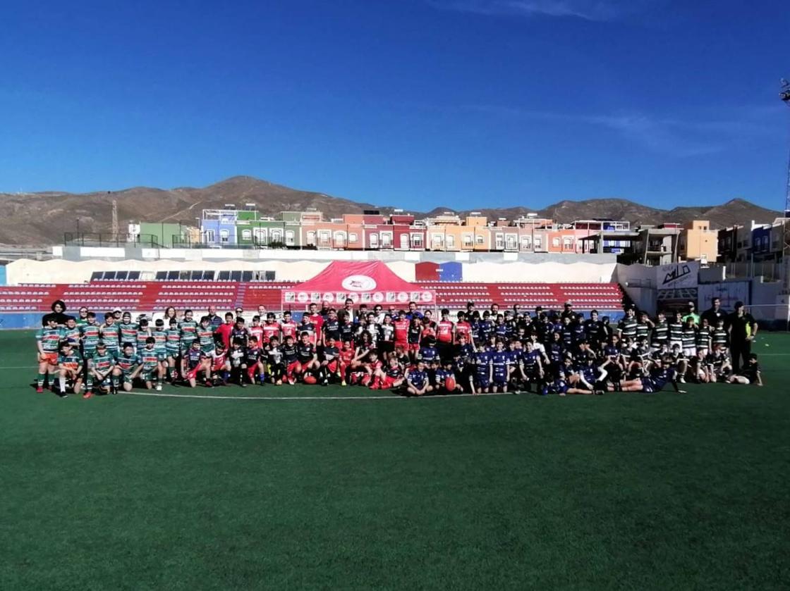 Fin de semana completo: rugby, bádminton y baloncesto en Adra