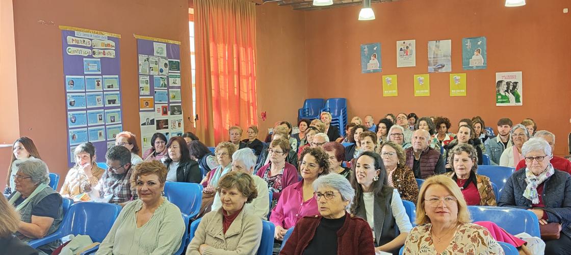 Ana María Callejón celebra en Adra sus Encuentros de Lectura por la igualdad