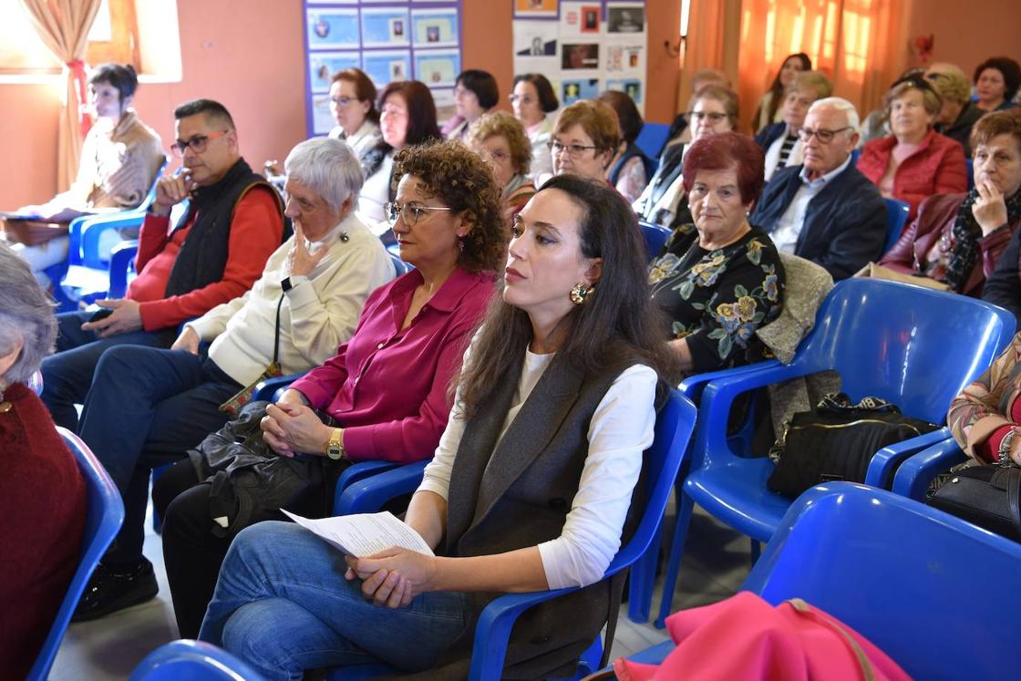 Ana María Callejón celebra en Adra sus Encuentros de Lectura por la igualdad
